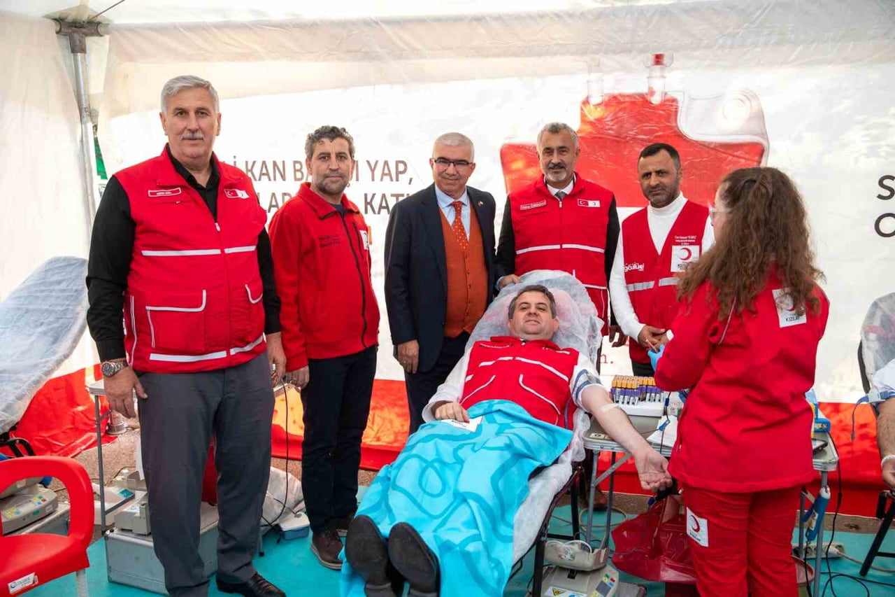 TÜRK KIZILAY GENEL SEKRETERİ RAMAZAN SAYGILI, 2025 YILI BOYUNCA YÜRÜTÜLEN ÇALIŞMALARLA 3 MİLYON...