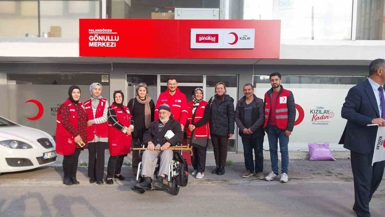 TÜRK KIZILAY PALANDÖKEN ŞUBESİ, DÜNYA ENGELLİLER GÜNÜ SEBEBİYLE DEZAVANTAJLI DURUMDA OLAN 12...
