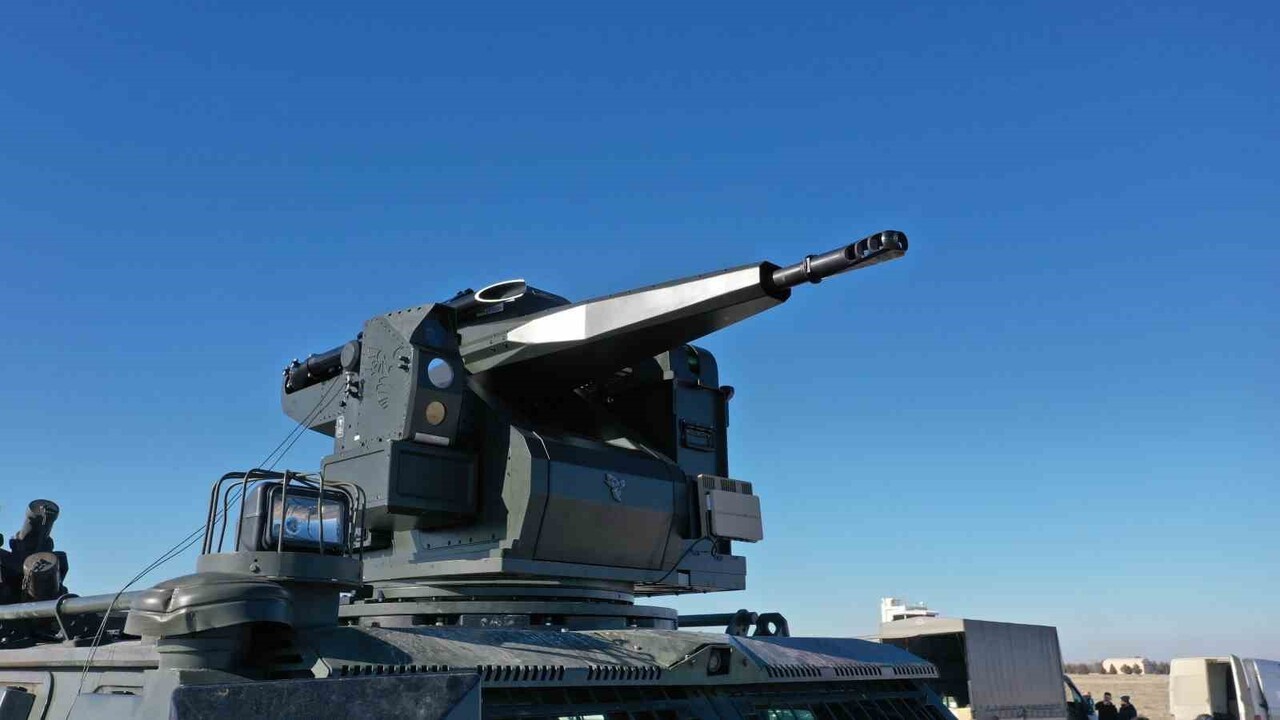 TÜRK SAVUNMA SANAYİİ BÜNYESİNDE 80’DEN FAZLA ÜLKEYE İHRACAT YAPMAYI BAŞARAN SAMSUN YURT SAVUNMA...