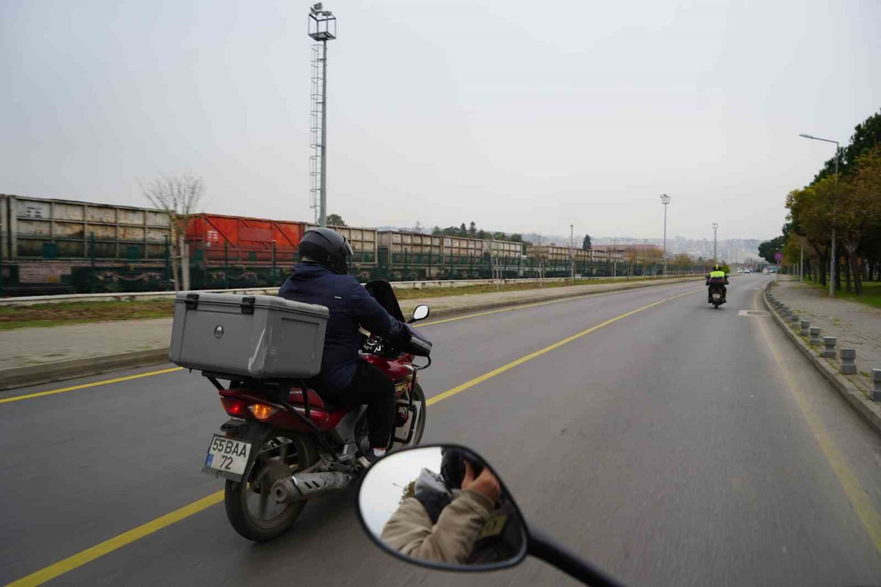 TÜRKİYE'DE YEMEK VE PAKET TESLİMAT SEKTÖRÜNDE FAALİYET GÖSTEREN DİJİTAL PLATFORMLARDA UYGULANAN...