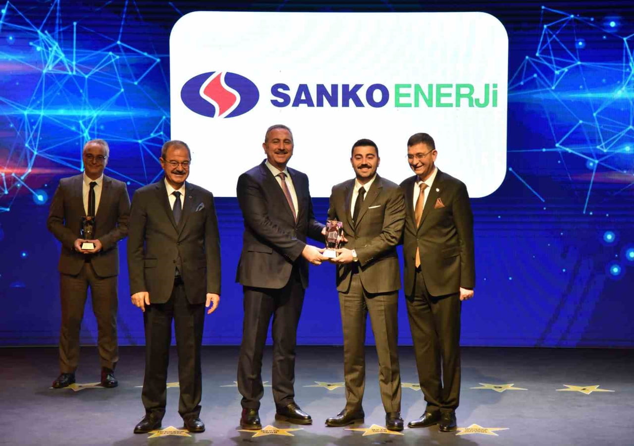 TÜRKİYE'NİN 500 BÜYÜK SANAYİ KURULUŞU ARASINA GİREN SANKO'NUN DÖRT ŞİRKETİ...