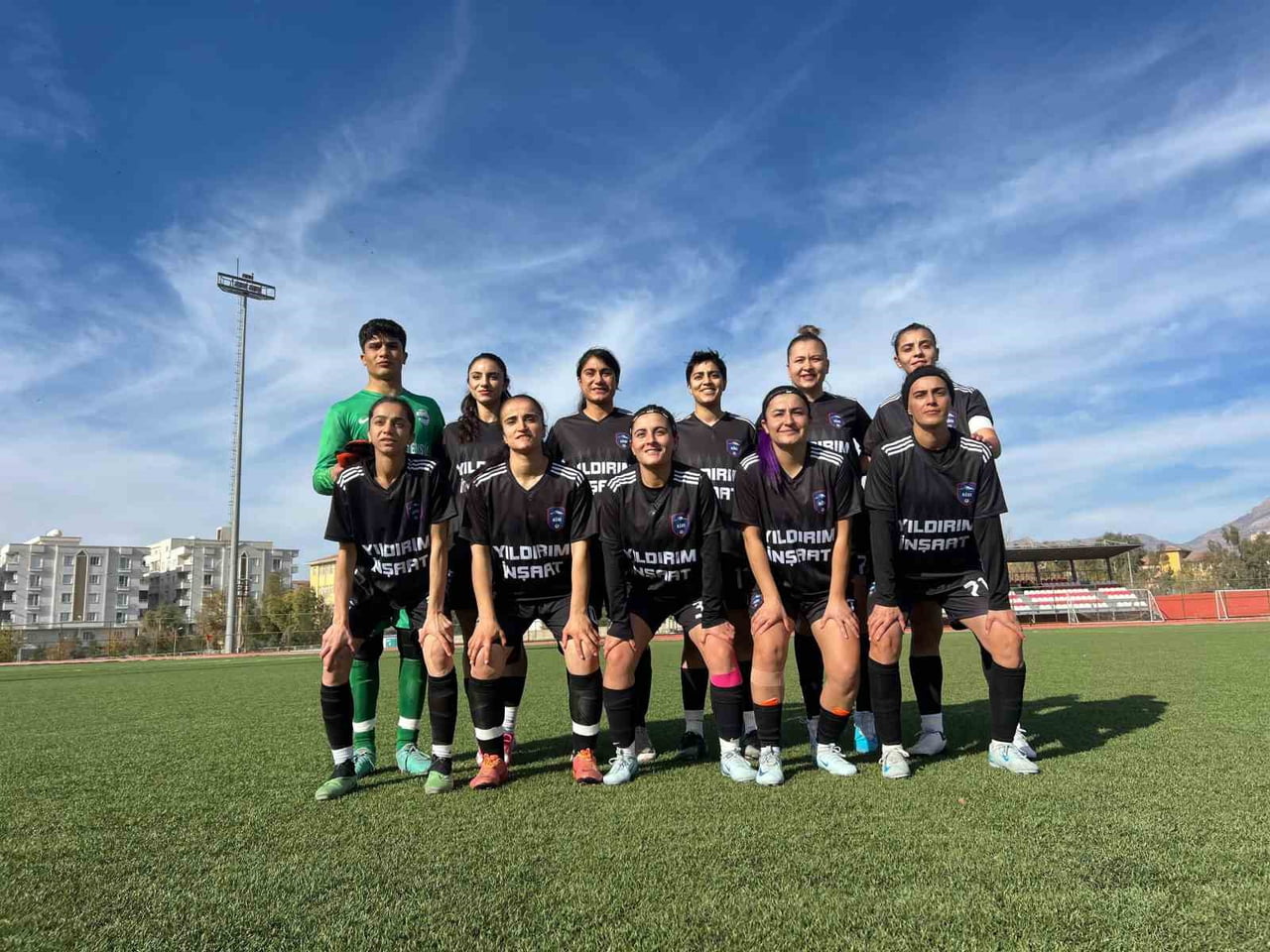 TÜRKİYE FUTBOL FEDERASYONU (TFF) KADINLAR 2. LİGİ’NDE MÜCADELE EDEN AĞRI KADIN FUTBOL TAKIMI...