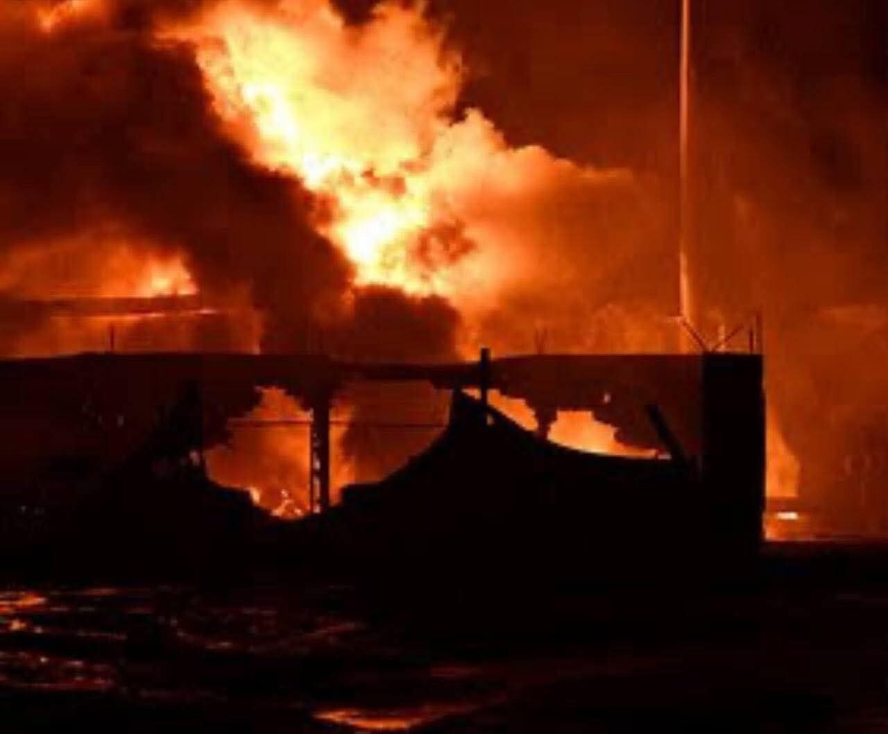 UKRAYNALI YETKİLİLER, RUSYA’NIN GECE BOYUNCA 653 DRON VE 51 FÜZE İLE SALDIRI DÜZENLEDİĞİNİ VE...