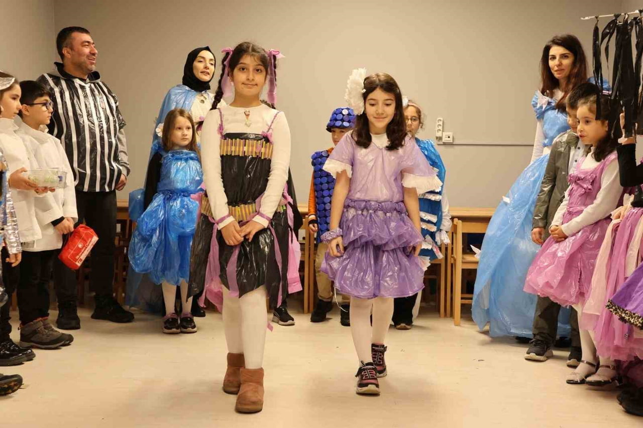 ÜMRANİYE BELEDİYESİ İKLİM DEĞİŞİKLİĞİ VE SIFIR ATIK MÜDÜRLÜĞÜ TARAFINDAN GERİ DÖNÜŞÜMÜN GÜCÜNÜ...