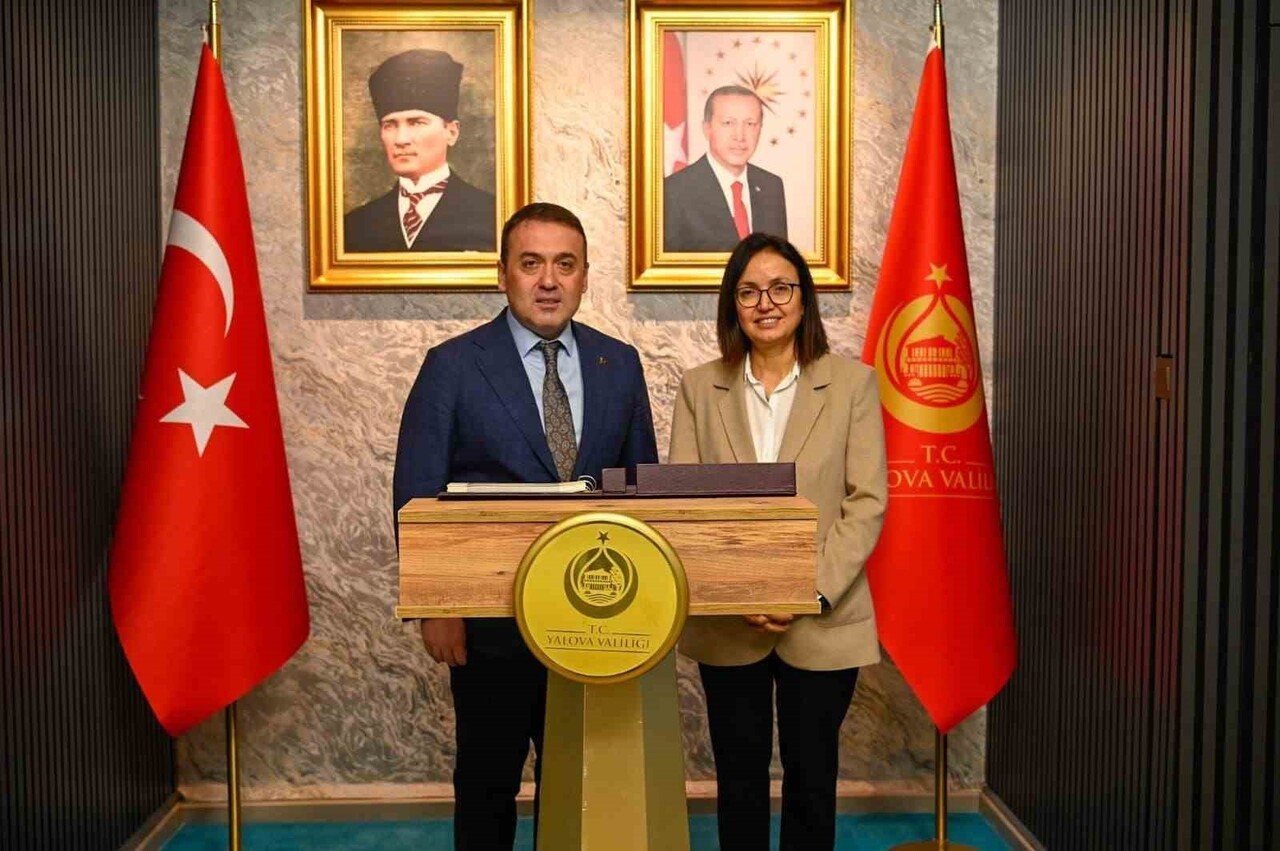 VALİ SÖZER, DÜZENSİZ GÖÇLE MÜCADELE KOORDİNASYON TOPLANTISINA KATILDI