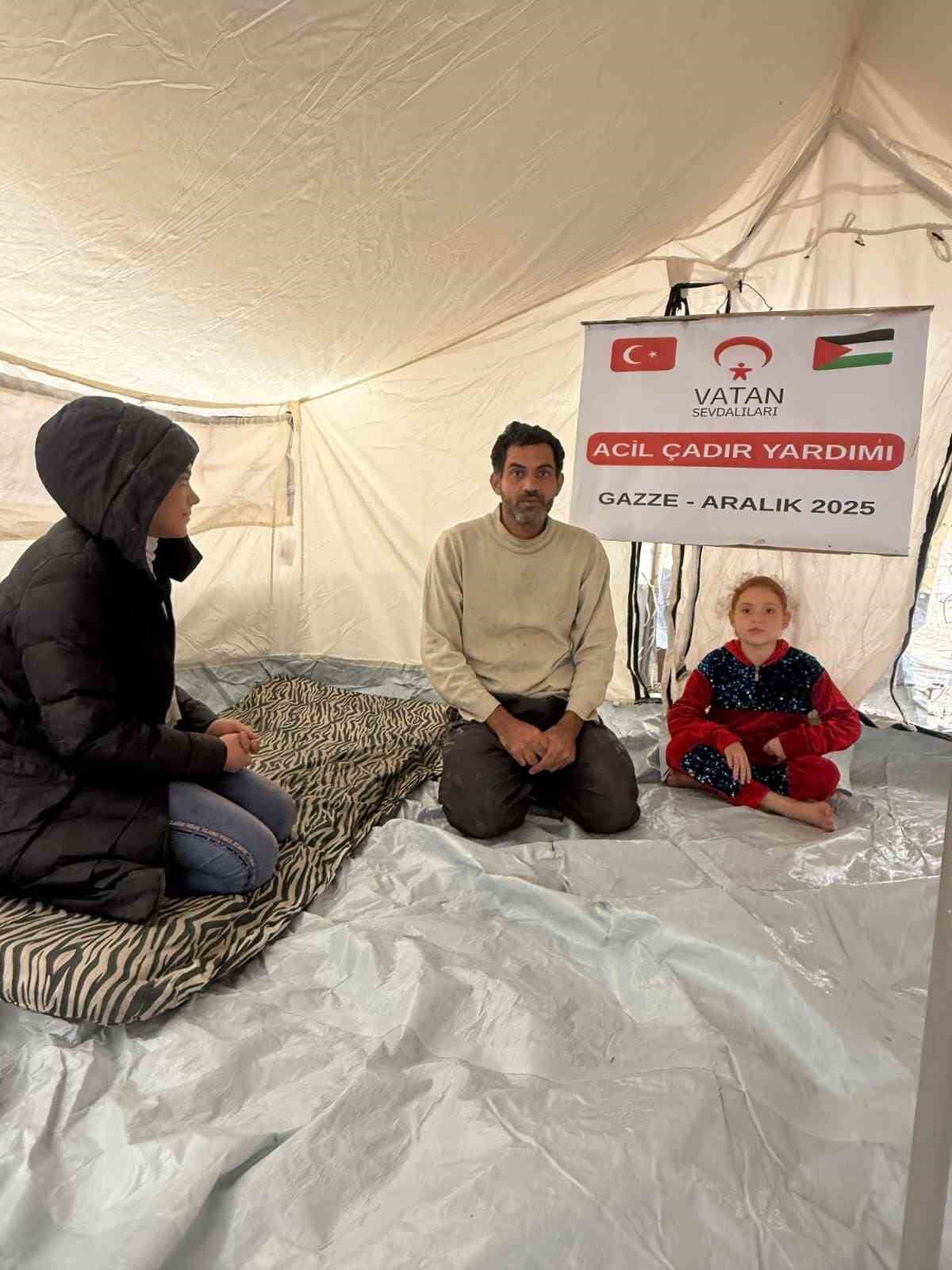 VATAN SEVDALILARI VAKFI, GAZZE’DE YAŞANAN İNSANLIK KRİZİNE KAYITSIZ KALMAMAK ADINA 100 ADET İNSANİ...