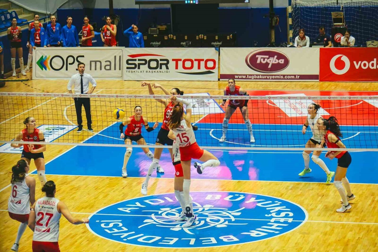 VODAFONE SULTANLAR LİGİ'NİN 9. HAFTASINDA AYDIN BÜYÜKŞEHİR BELEDİYESPOR, SAHASINDA KARŞILAŞTIĞI...