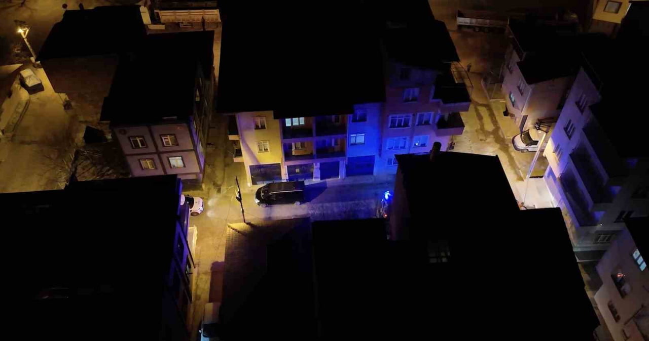 YANGININ MEYDANA GELDİĞİ MAHALLEDEN DRON GÖRÜNTÜSÜ