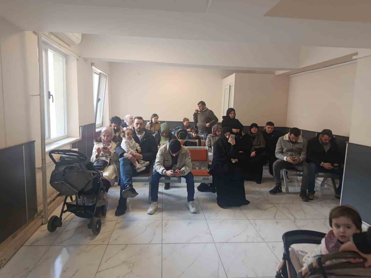 YENİ YILA SAYILI GÜNLER KALA EHLİYET, KİMLİK KARTI, PASAPORT GİBİ HARÇLARDAN ETKİLENMEK İSTEMEYEN...