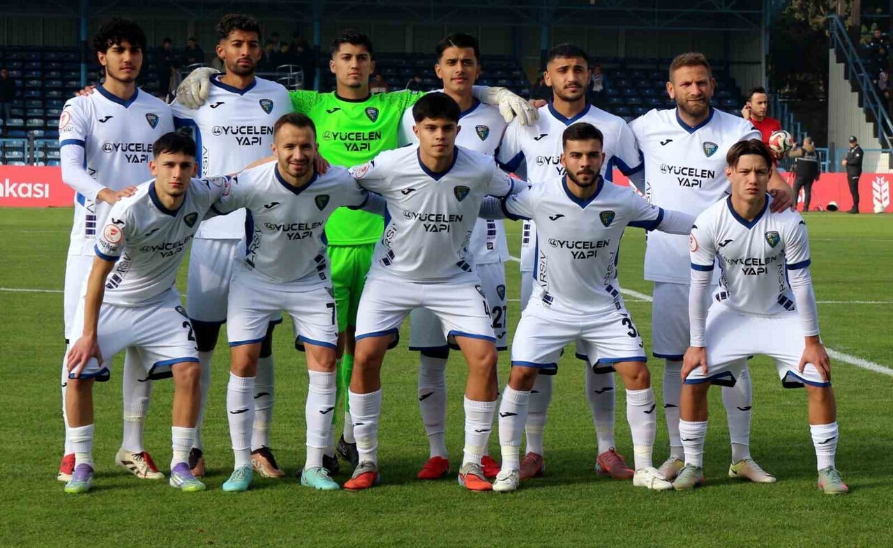 ZİRAAT TÜRKİYE KUPASI 4. TURUNDA KARACABEY BELEDİYESPOR EVİNDE KARŞILAŞTIĞI KOCAELİSPOR'A 2-1...