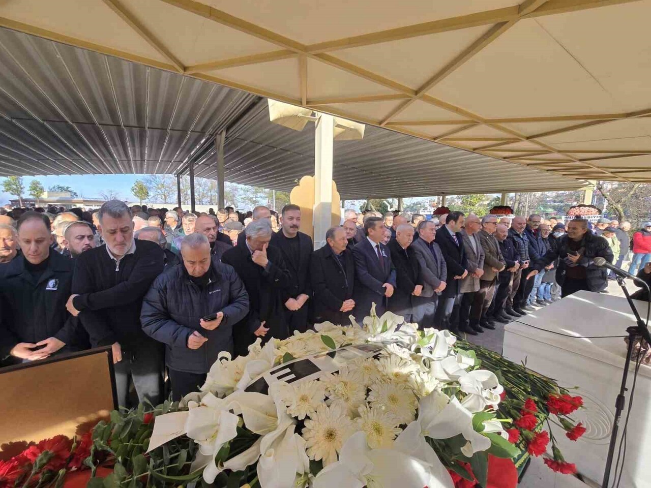 ZONGULDAK'TA 1989-1994 YILLARI ARASINDA BELEDİYE BAŞKANLIĞI GÖREVİNİ YÜRÜTEN YÜKSEL AYTAÇ...