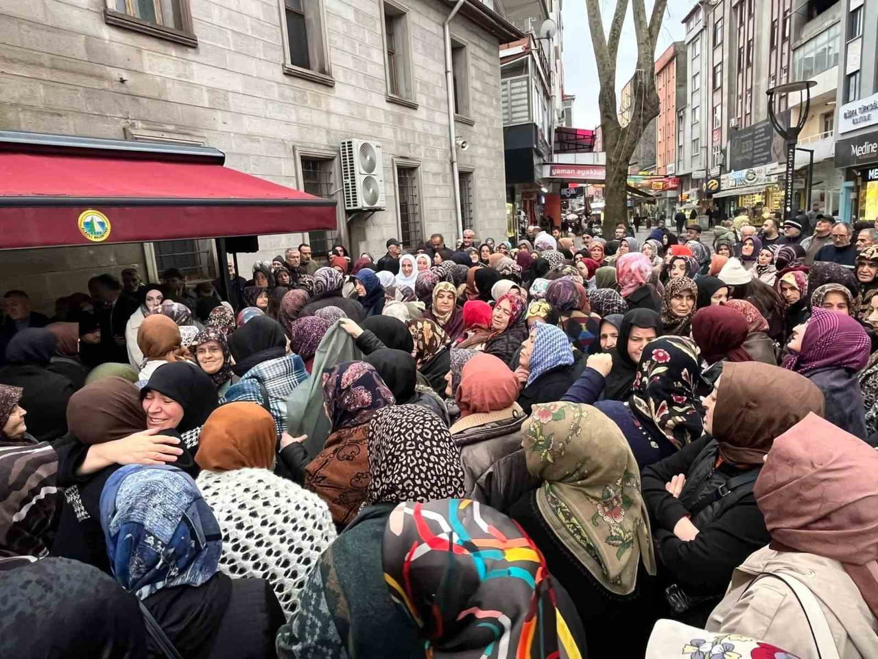 ZONGULDAK (İHA) - ZONGULDAK’IN ALAPLI İLÇESİNDE DÜZENLENEN ANLAMLI PROGRAMLA UMRE YOLCULARI KUTSAL...