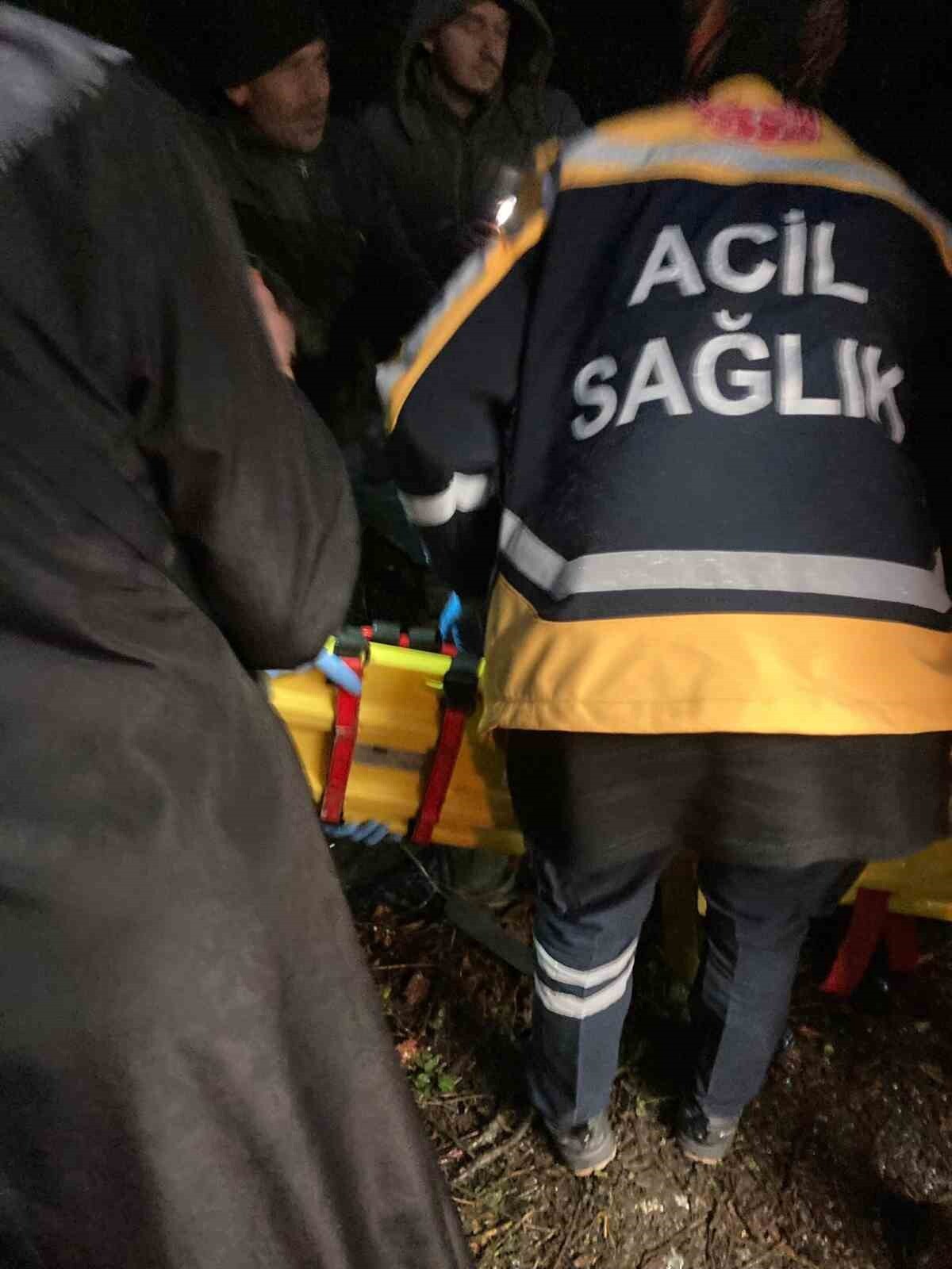 ZONGULDAK (İHA) - ZONGULDAK’IN ALAPLI İLÇESİNDE MEYDANA GELEN PAT PAT KAZASINDA 2 KİŞİ...