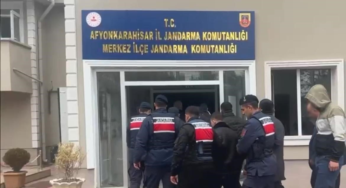 202 ŞÜPHELİ GÖZALTINA ALINDI