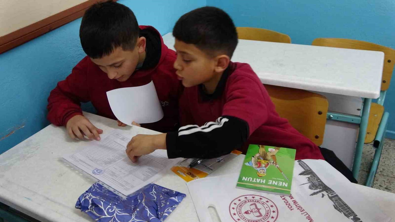 2025-2026 EĞİTİM ÖĞRETİM YILININ BİRİNCİ DÖNEMİ, KARNELERİN DAĞITILMASIYLA GERİDE...