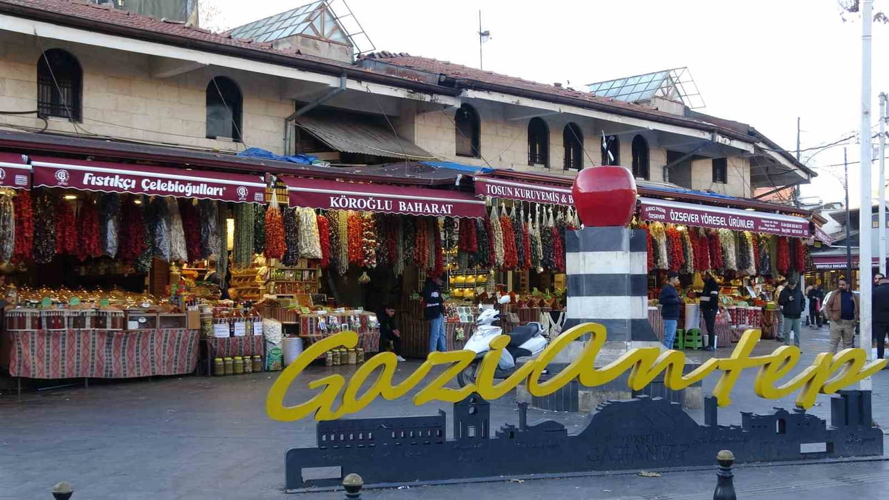 2025 YILINDA TURİZM TARİHİNDE TÜM ZAMANLARIN REKORUNU KIRAN GAZİANTEP, BU YIL 3 MİLYON TURİST...