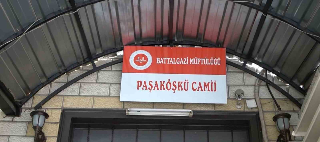 6 ŞUBAT 2023 TARİHİNDE MEYDANA GELEN KAHRAMANMARAŞ MERKEZLİ DEPREMLERDE MİNARESİ HASAR ALAN...