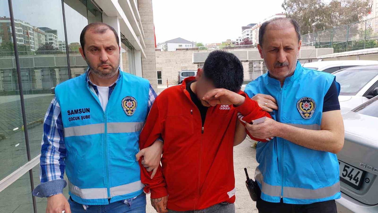 9 SUÇ KAYDI BULUNDUĞU BELİRTİLEN 17 YAŞINDAKİ B.K.E.Ü.‘NİN YARGILANMASINA BAŞLANDI.