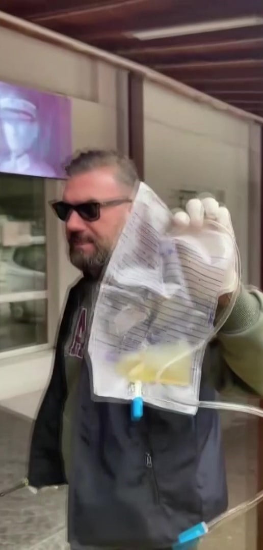 ADANA’DA SONDA İLE DİLENCİLİK YAPAN BİR KİŞİ ZABITA EKİPLERİ TARAFINDAN YAKALANDI. SONDANIN SAHTE...