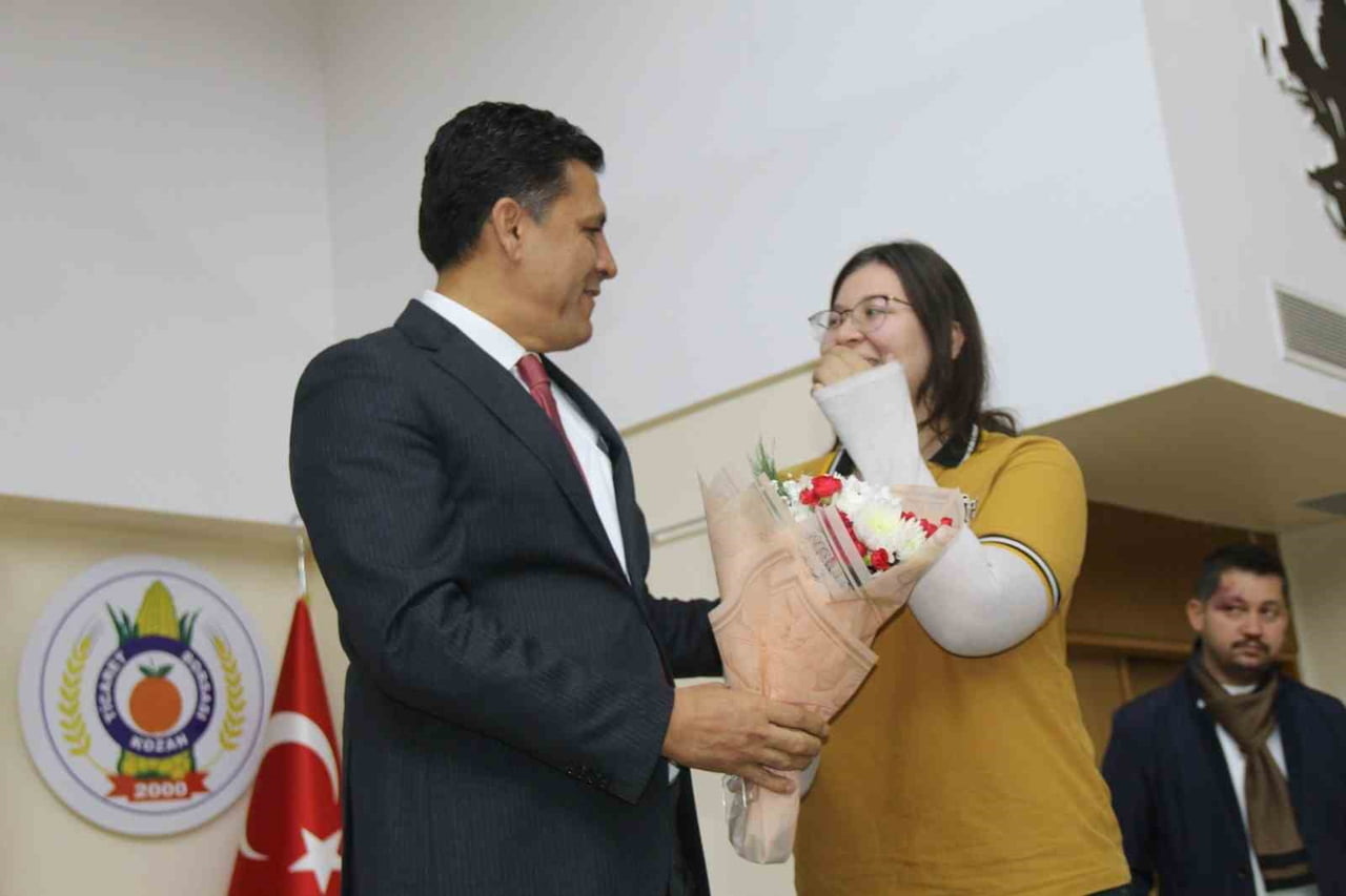 ADANA’NIN KOZAN İLÇESİNDE KOZAN BELEDİYE BAŞKANI MUSTAFA ATLI, TÜGVA'NIN (TÜRKİYE GENÇLİK VAKFI)...