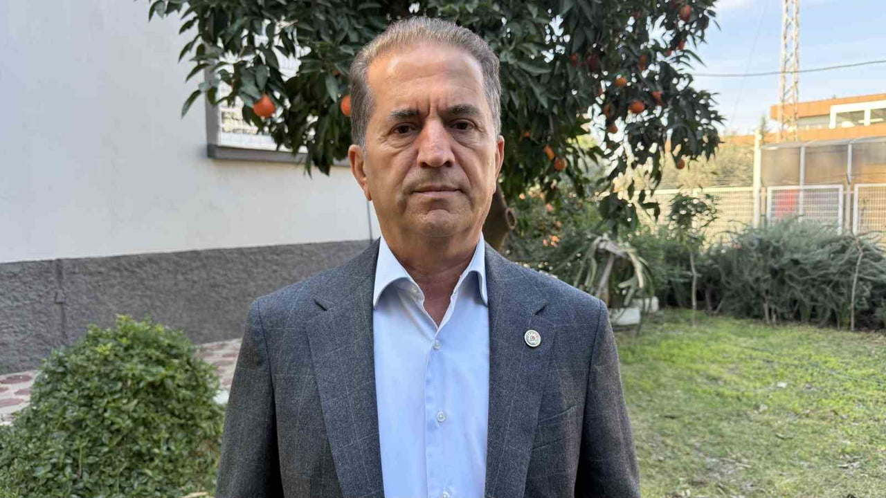 ADANA VE ÇEVRESİNDE SON 52 YILI EN KURAK ZAMANINI GEÇİREN ÇİFTÇİLER, SON BİR AYDA YAĞAN YAĞMUR VE...