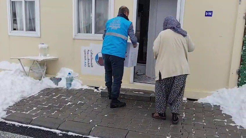 ADIYAMAN’DA ETKİLİ OLAN YOĞUN KAR YAĞIŞI VE SOĞUK HAVA DALGASIYLA BİRLİKTE ADIYAMAN BELEDİYESİ...