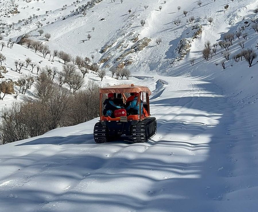 ADIYAMAN’IN KAHTA İLÇESİNE BAĞLI NEMRUT DAĞI ETEKLERİNDE HASTALANAN BİR VATANDAŞ, DÜZENLENEN...