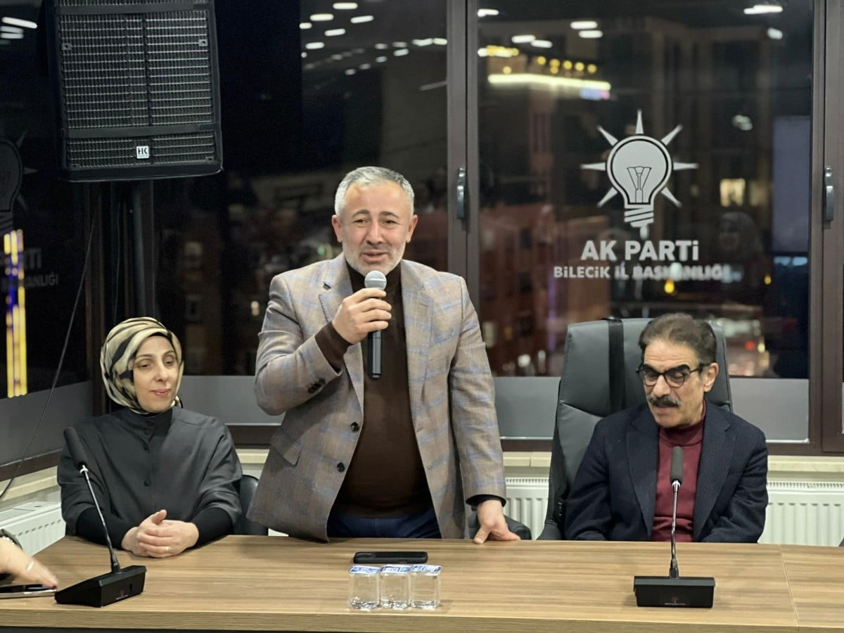 AK PARTİ BİLECİK’TE ‘TÜRKİYE YÜZYILI LİDER KADINLAR BULUŞMASI’ DÜZENLENDİ