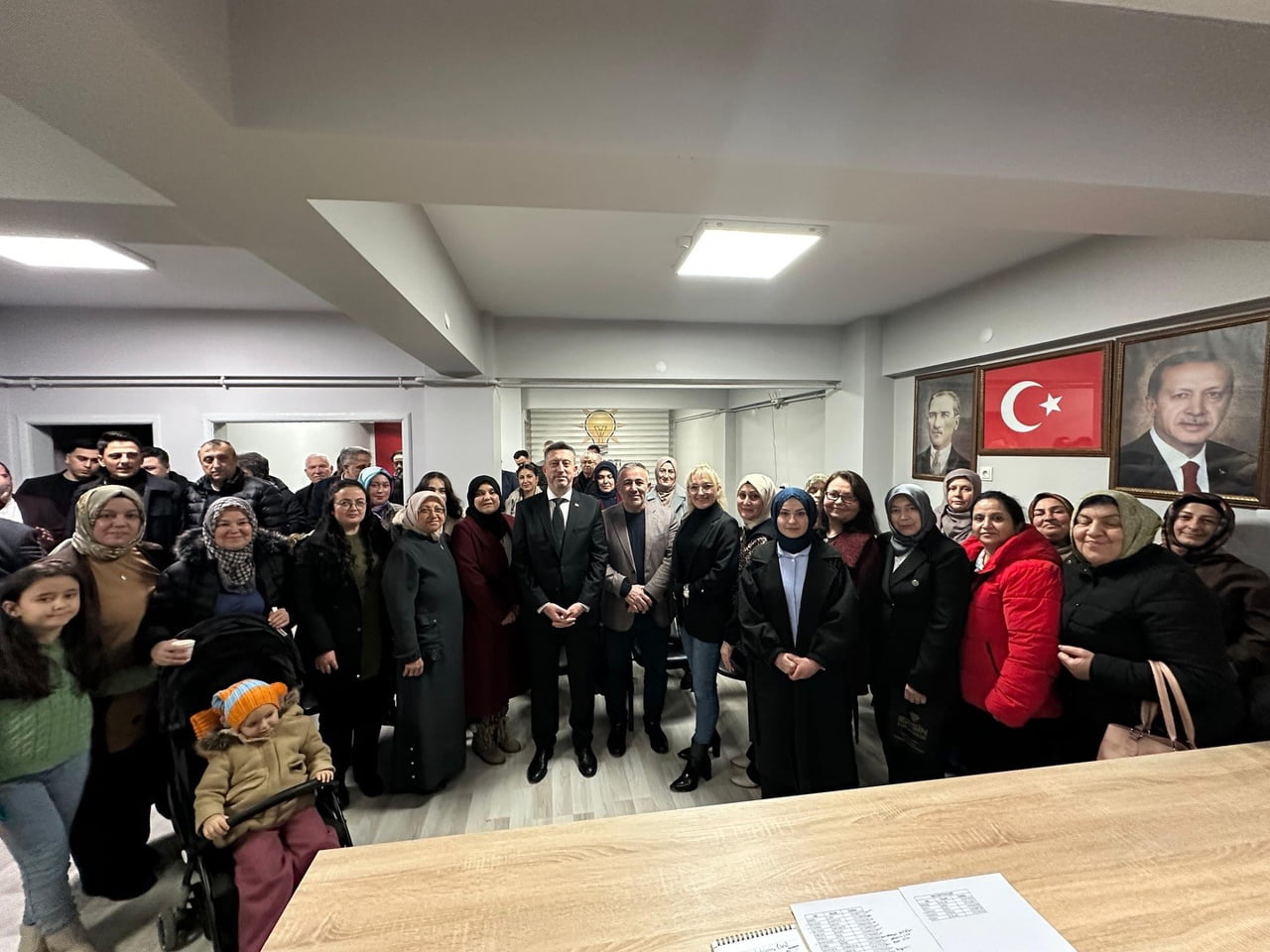 AK PARTİ BOZÜYÜK’TE DANIŞMA TOPLANTISI YAPILDI