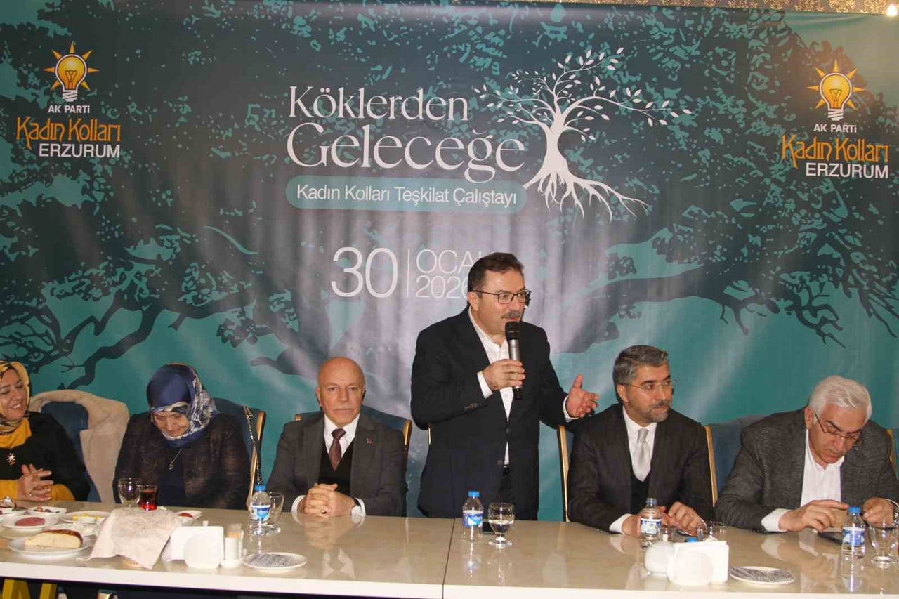 AK PARTİ ERZURUM İL KADIN KOLLARI TARAFINDAN DÜZENLENEN “KÖKLERDEN GELECEĞE” KADIN KOLLARI...