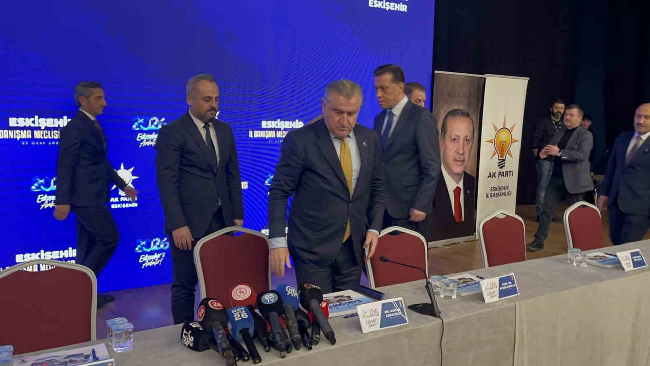 AK PARTİ ESKİŞEHİR İL DANIŞMA MECLİS TOPLANTISI, GENÇLİK VE SPOR BAKANI OSMAN AŞKIN BAK KATILIMI...