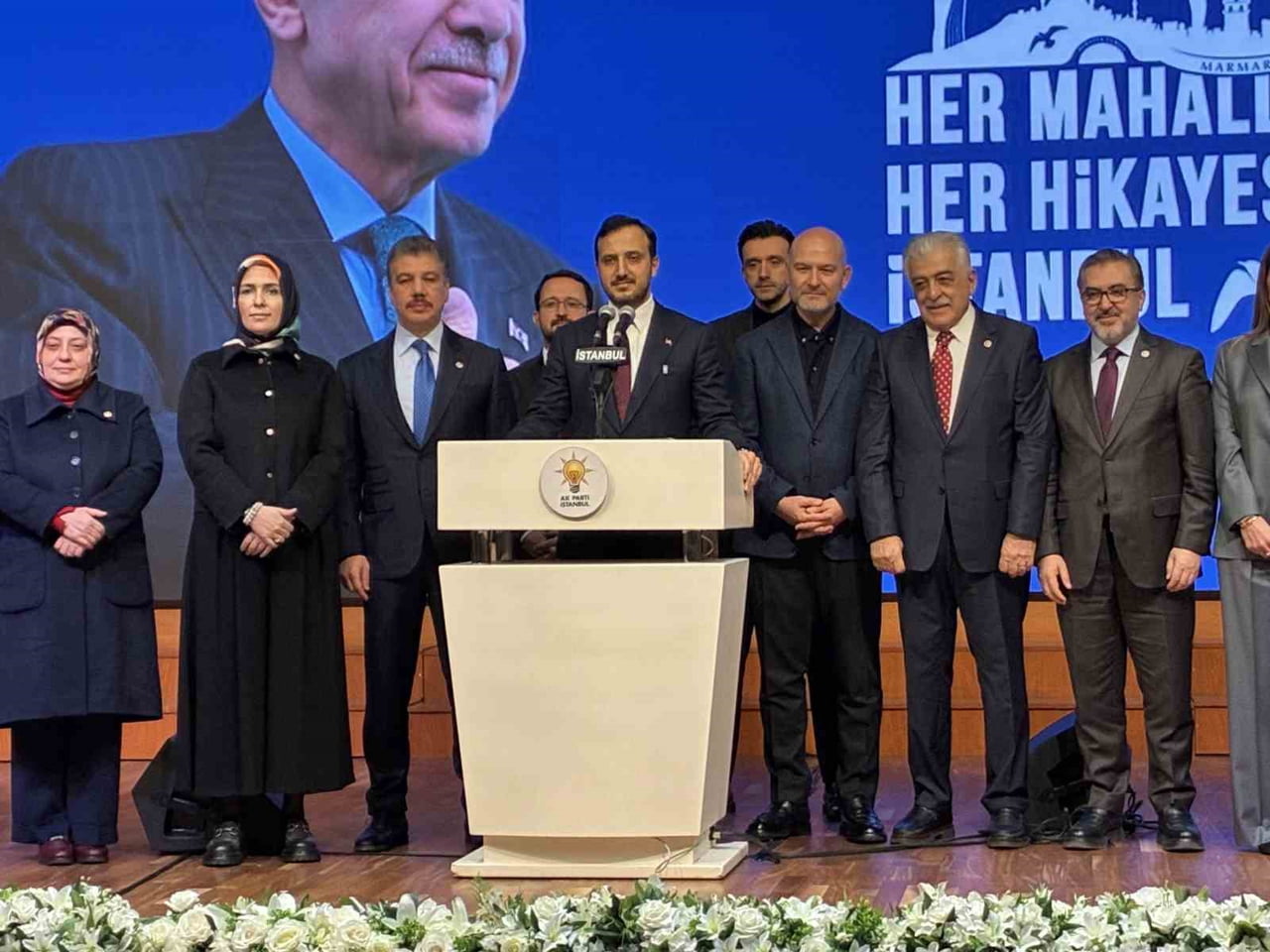 AK PARTİ İSTANBUL İL BAŞKANI ABDULLAH ÖZDEMİR "SENİNHAYATINDANGİDİYOR" BİLLBOARD ÇALIŞMASINA...