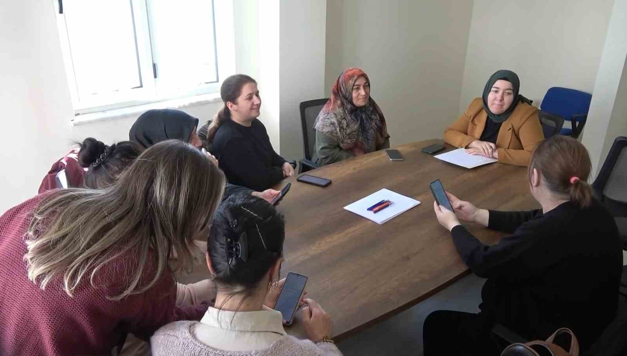 AKADEMİDE EVLİLİK ÖNCESİ EĞİTİMLERDEN ÇOCUK GELİŞİMİNE, AİLE İÇİ İLETİŞİMDEN ŞİDDETLE MÜCADELEYE...