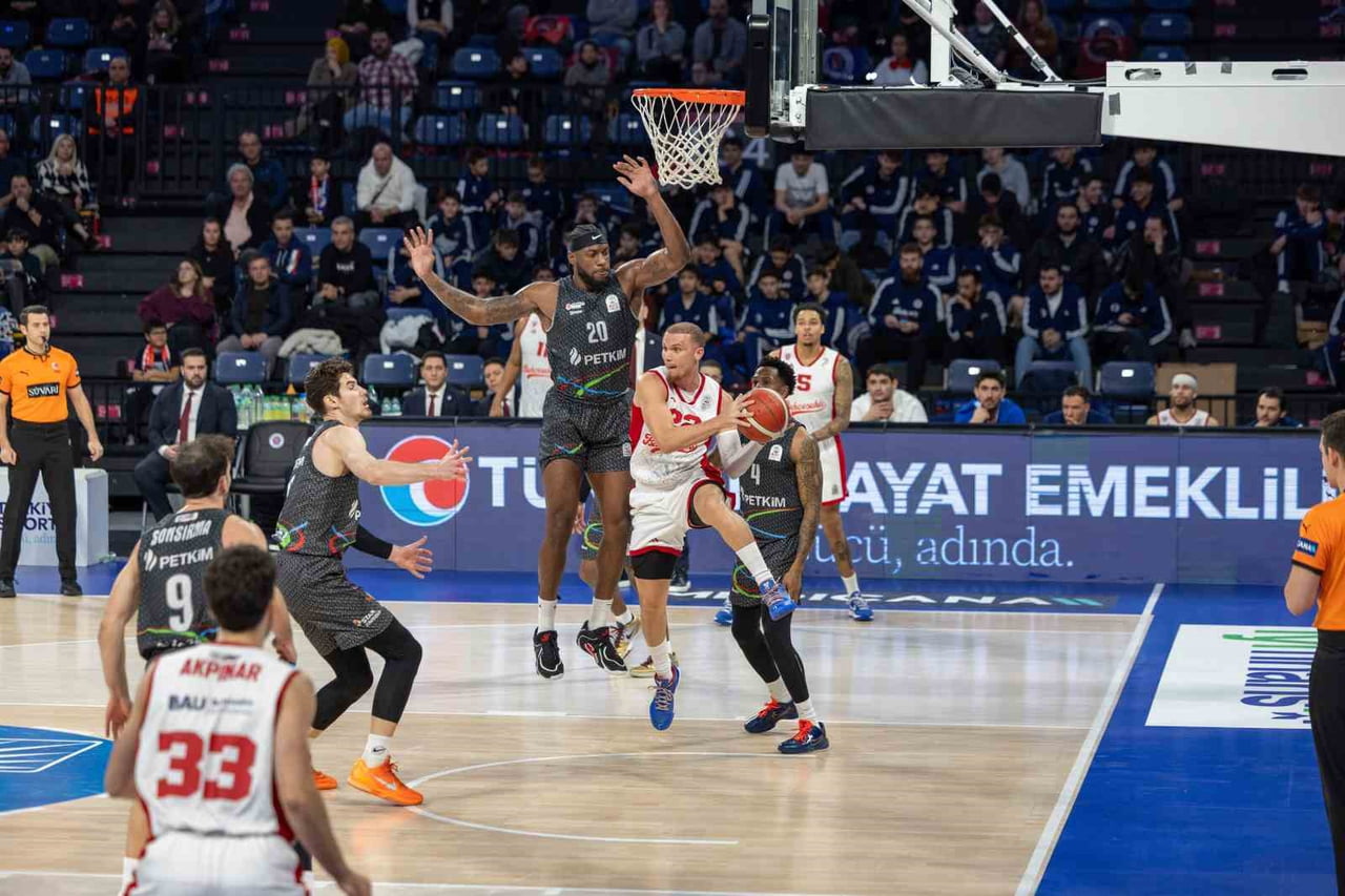 ALİAĞA PETKİMSPOR, TÜRKİYE SİGORTA BASKETBOL SÜPER LİGİ'NİN 14. HAFTASINDA BAHÇEŞEHİR KOLEJİ'NE...