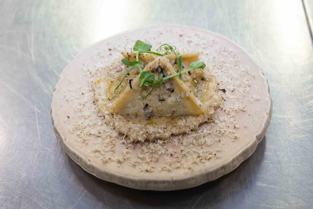 ANADOLU’NUN YÖRESEL TATLARINI MAKARNADA YORUMLAYAN GASTRONOMİ ÖĞRENCİSİ SENA KOLLAR ULUSLARARASI...