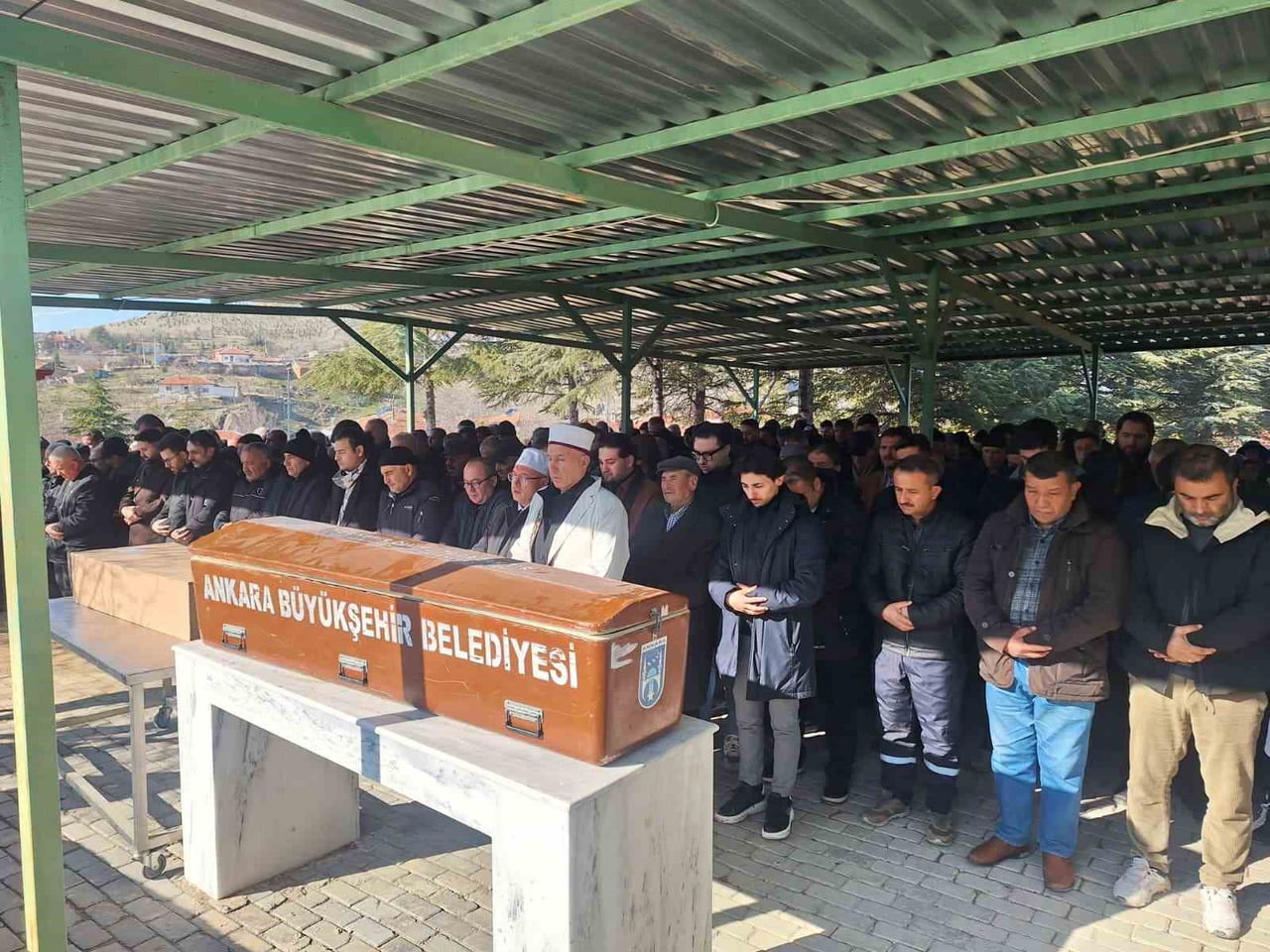 ANTALYA'DA, ZÜBEYİR CANATAN'IN (45), BOĞAZINI KESEREK ÖLDÜRDÜĞÜ EŞİ SONGÜL CANATAN (43) İLE KIZI...