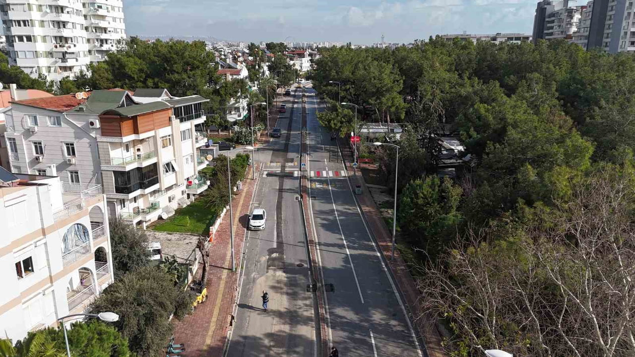 ANTALYA BÜYÜKŞEHİR BELEDİYESİ ASAT GENEL MÜDÜRLÜĞÜ, FEN İŞLERİ DAİRE BAŞKANLIĞI İLE YOL YAPIM...