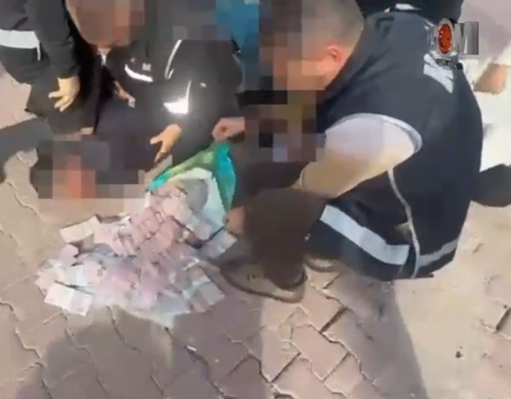 ANTALYA’DA İSKANSIZ BİR İŞYERİNİ GEREKÇE GÖSTEREREK İŞLETME SAHİBİNDEN PARA TALEP ETTİKLERİ...