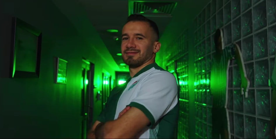 ARA TRANSFERDE KADROSUNU GÜÇLENDİRMEYİ SÜRDÜREN BURSASPOR, KARACABEY BELEDİYESPOR FORMASI GİYEN...