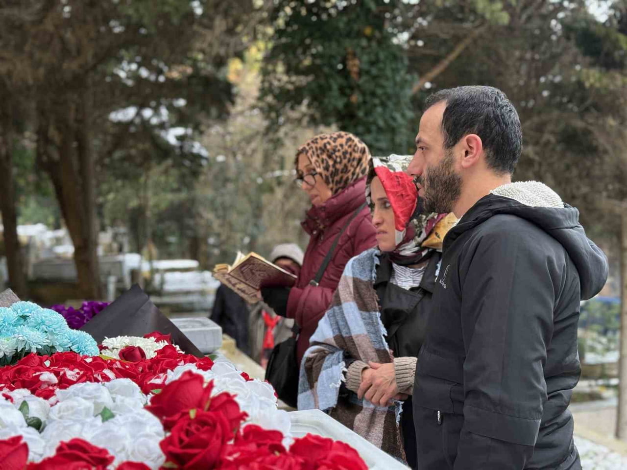 ARABESK MÜZİĞİNİN USTA İSMİ FERDİ TAYFUR, VEFATININ 1. YIL DÖNÜMÜNDE SEVENLERİ TARAFINDAN SARIYER...