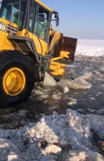 ARDAHAN’IN GÖLE İLÇESİNDE İÇME SUYU POMPASI ARIZALANDI, KÖY VE HAYVANLAR SUSUZ KALDI. ÖZEL İDARE...