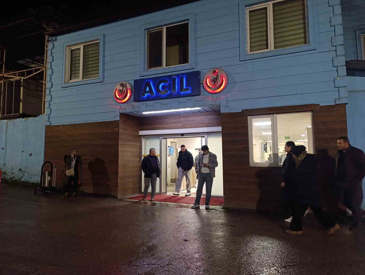 ASKER EĞLENCESİ HASTANEDE BİTTİ