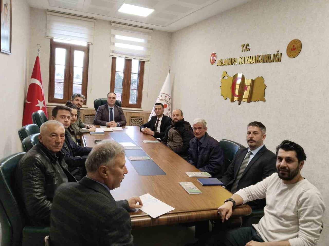 ASLANAPA’DA İLÇE AV KOMİSYONU TOPLANTISI YAPILDI