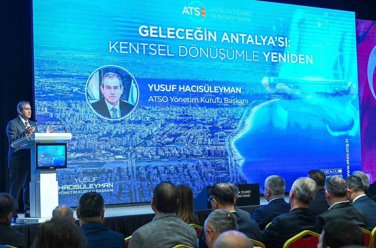 ATSO TARAFINDAN DÜZENLENEN "GELECEĞİN ANTALYA’SI: KENTSEL DÖNÜŞÜMLE YENİDEN" PANELİ, ATSO YÖNETİM...