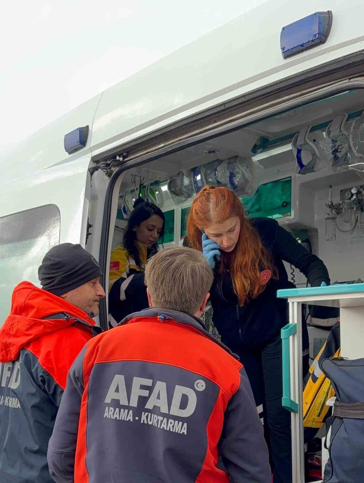 AYDIN'IN EFELER İLÇESİNDE KAYBOLAN ALZHEİMER HASTASI YAŞLI ADAM, EKİPLERİN ÇALIŞMASI SONUCU SULAMA...