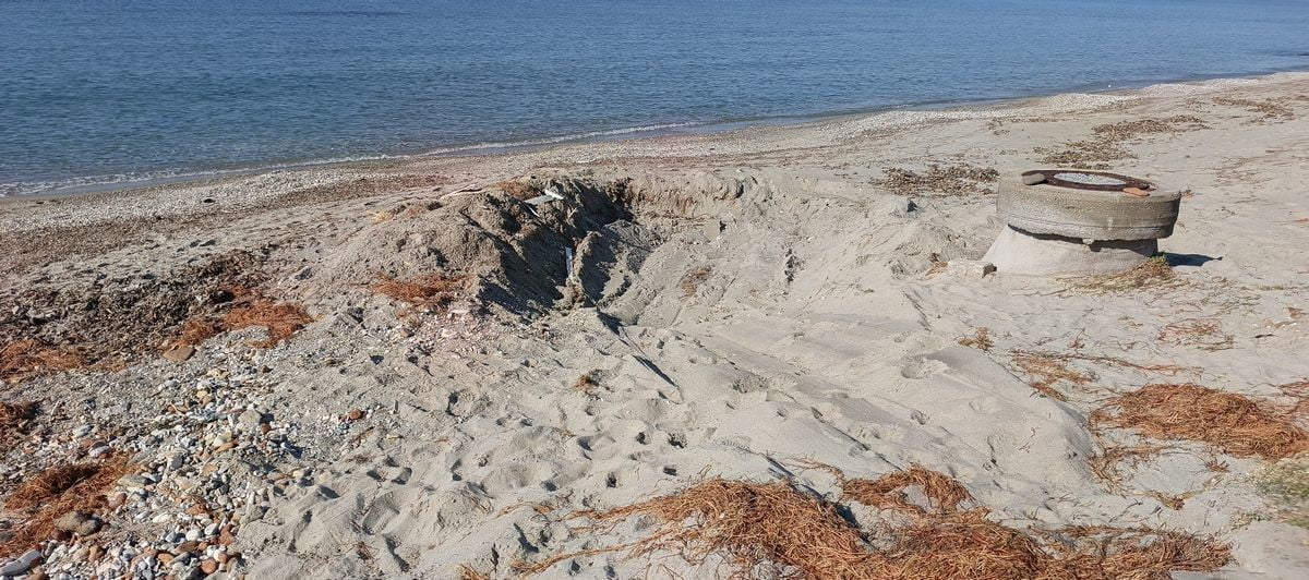 AYDIN'IN KUŞADASI İLÇESİNDE ETKİLİ OLAN FIRTINA SONRASINDA KADI KALESİ ÇEVRESİNDE KİLİSE YAPILARI...