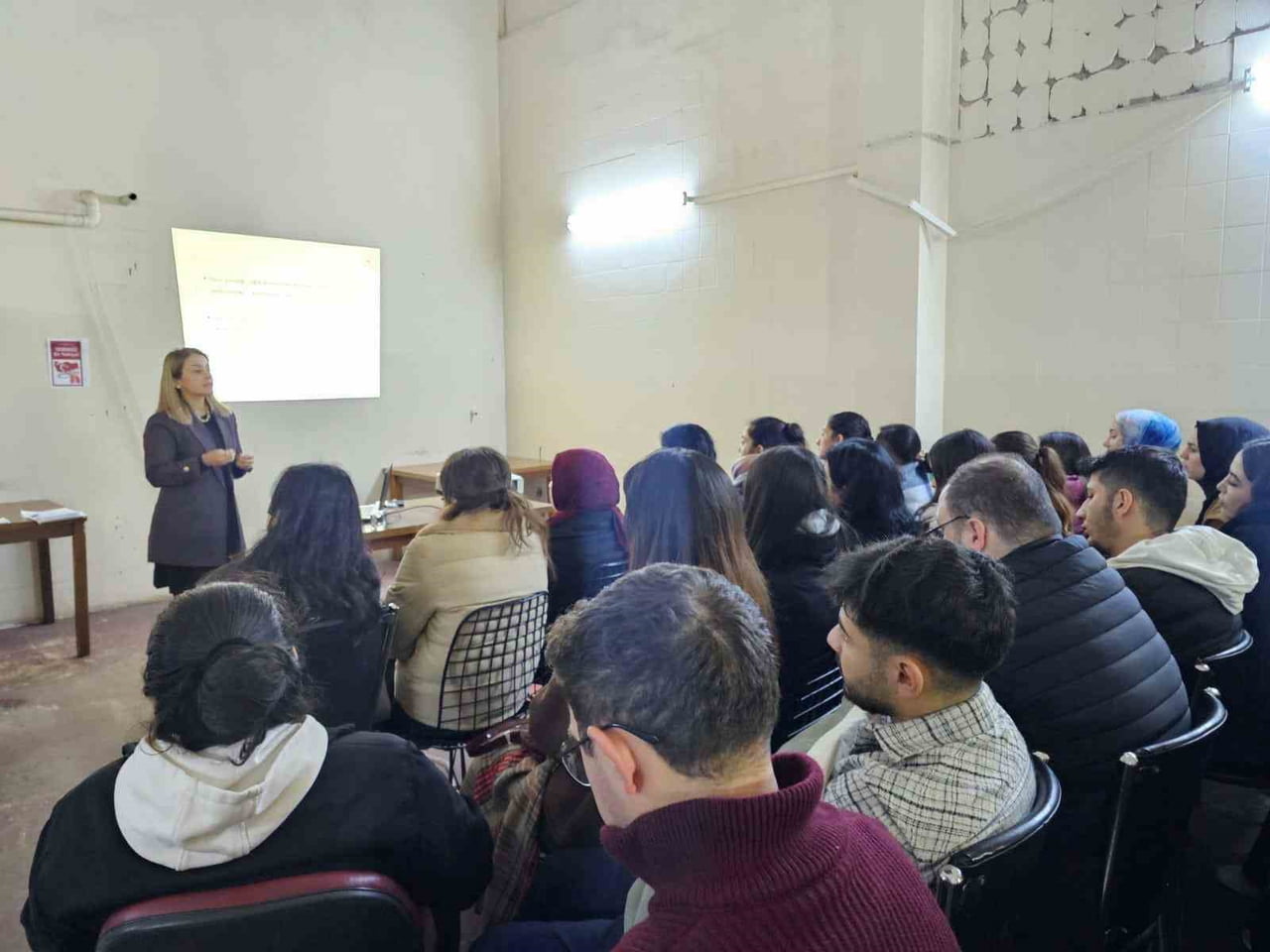 AYDIN ATATÜRK DEVLET HASTANESİ’NDE GÖREVE YENİ BAŞLAYAN SAĞLIK PERSONELİNE YÖNELİK GENEL...