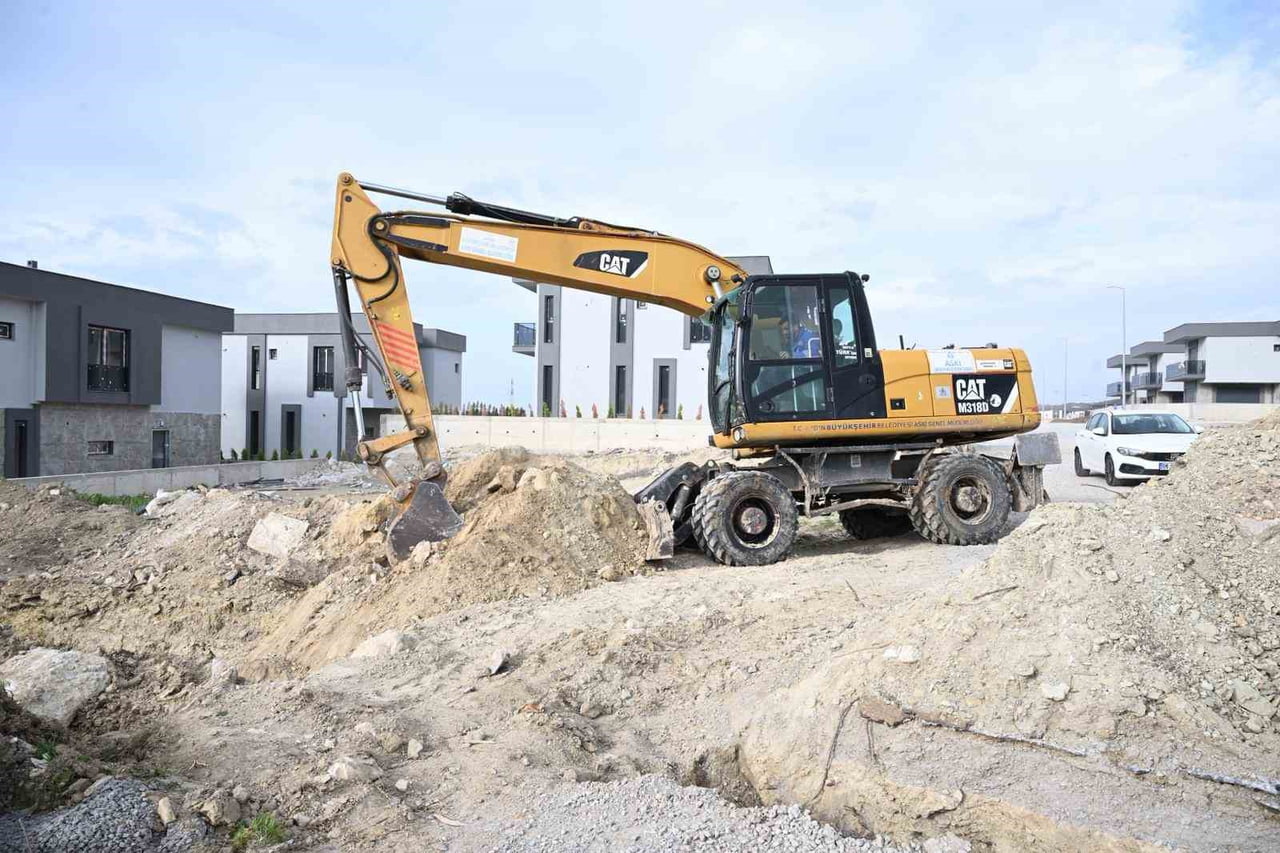 AYDIN BÜYÜKŞEHİR BELEDİYESİ VE ASKİ GENEL MÜDÜRLÜĞÜ TARAFINDAN AYDIN’IN DÖRT BİR YANINDA EŞ...