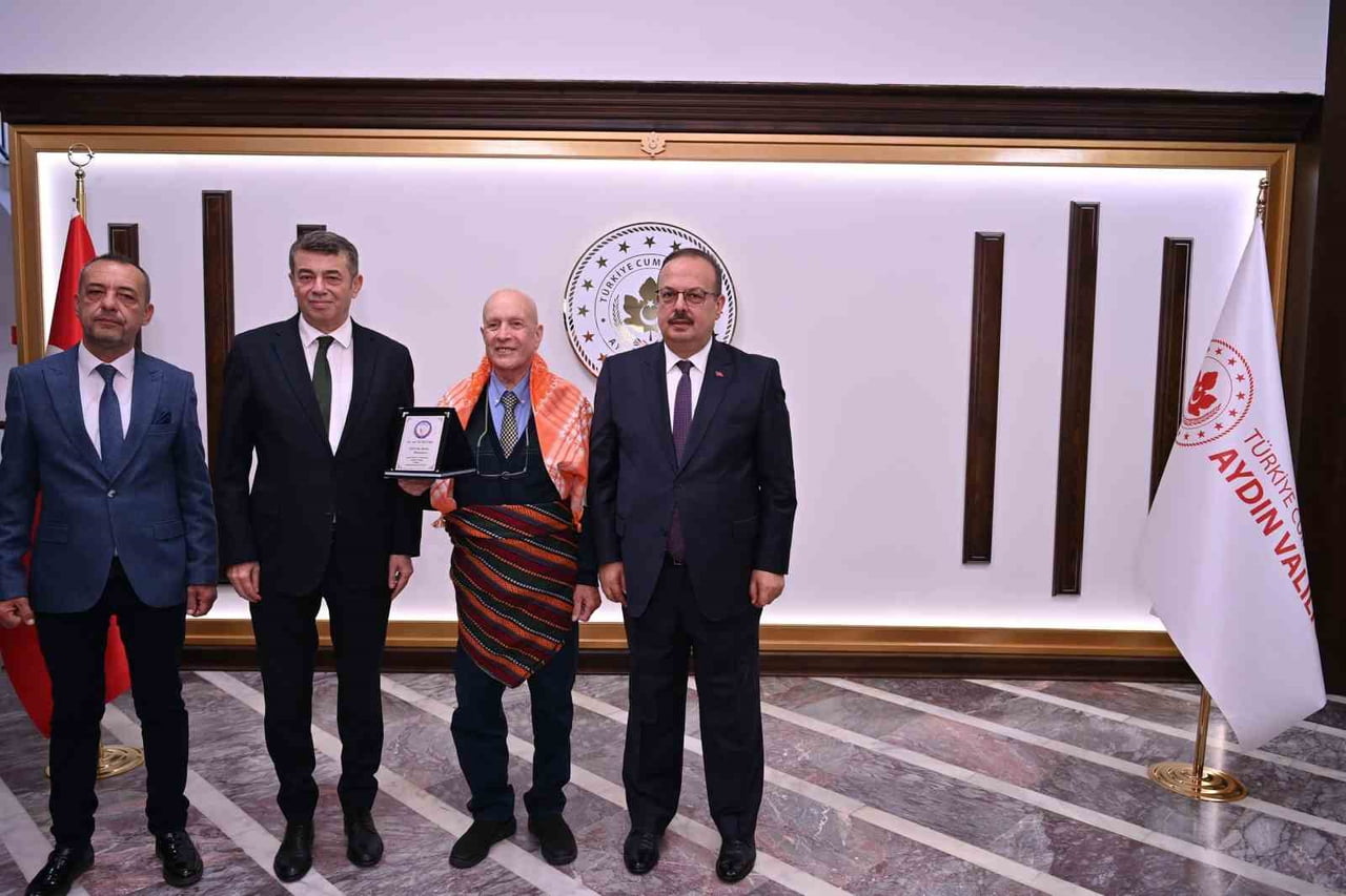 AYDIN’DA 2024 YILINDA 'YILIN AHİSİ' SEÇİLEN SÖKE İLÇESİNİN TANINMIŞ LOKANTACI ESNAFLARINDAN AZİZ...