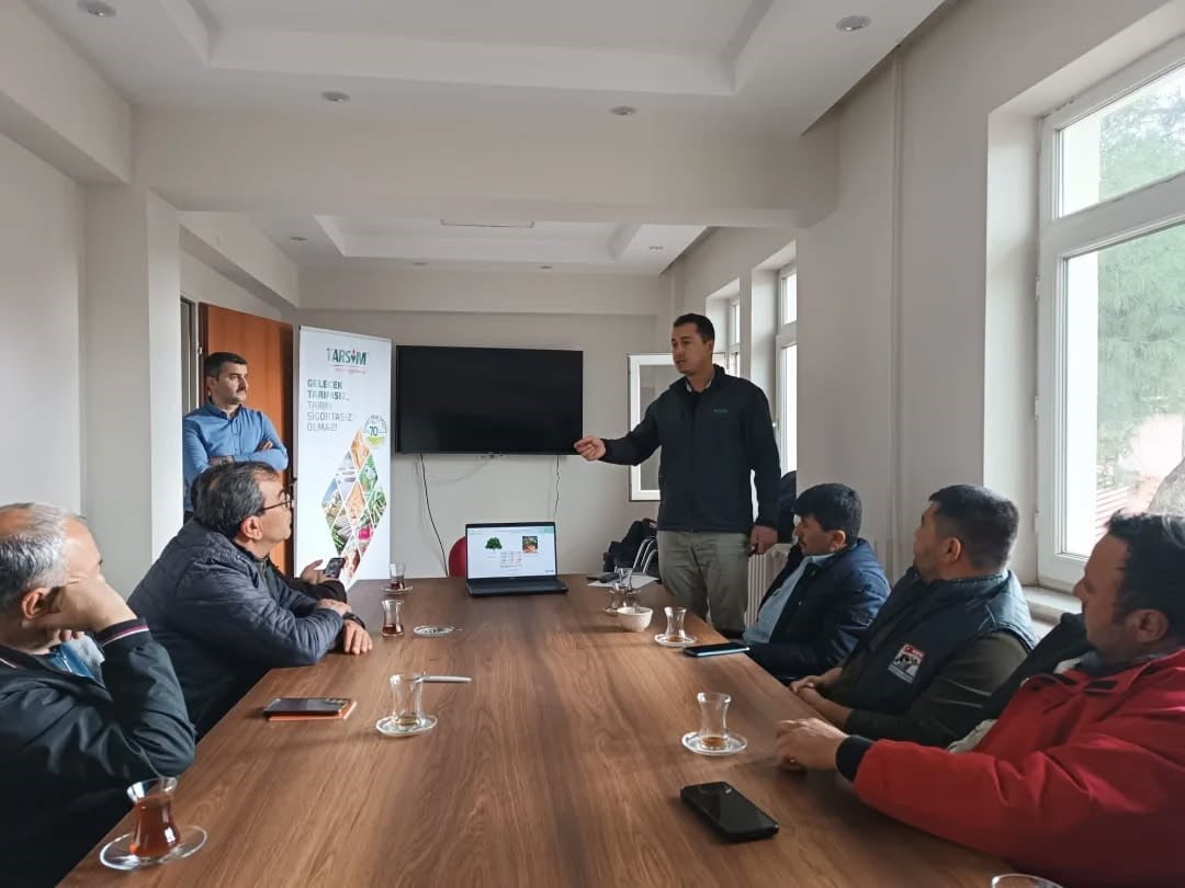 AYDIN’IN KARACASU VE YENİPAZAR İLÇESİNDEKİ ÜRETİCİLERE TARIM SİGORTALARI HAVUZU’NUN (TARSİM) ÖNEMİ...